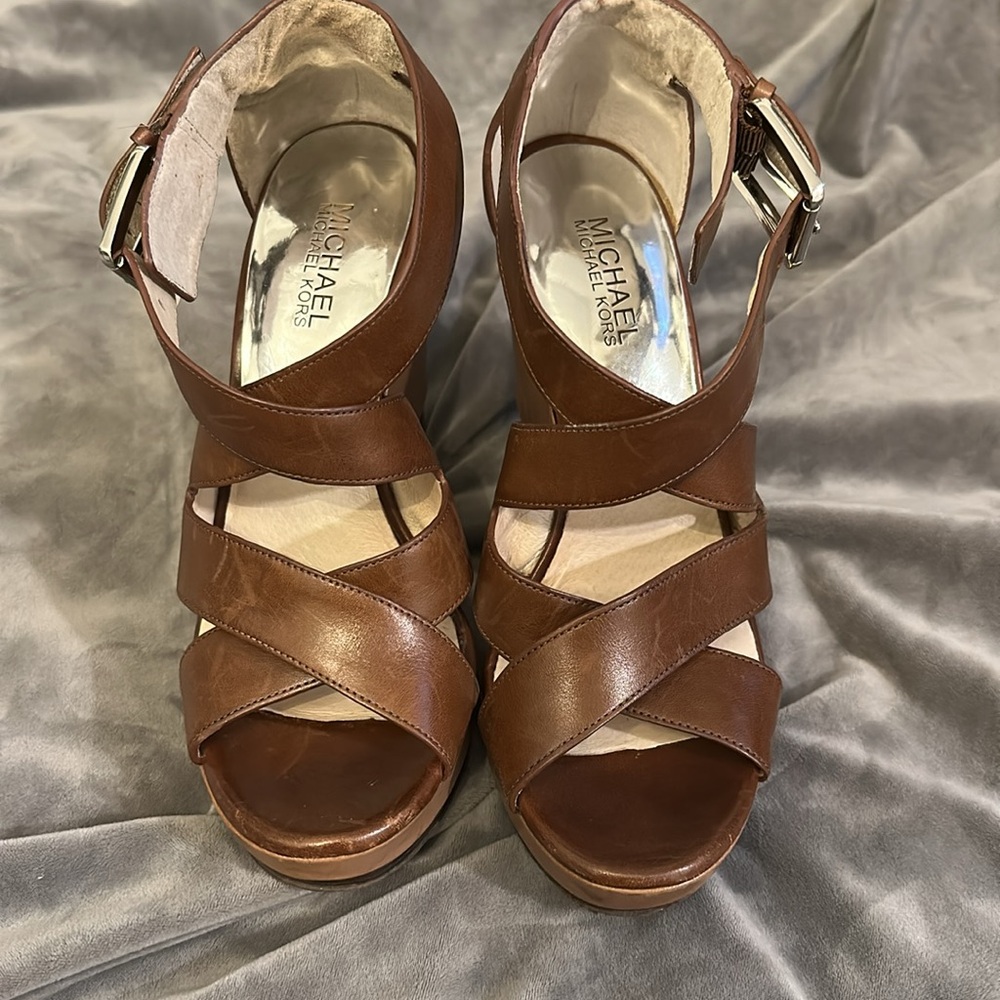 Brown wedge MK sandals 7.5 - Picture 2 of 5